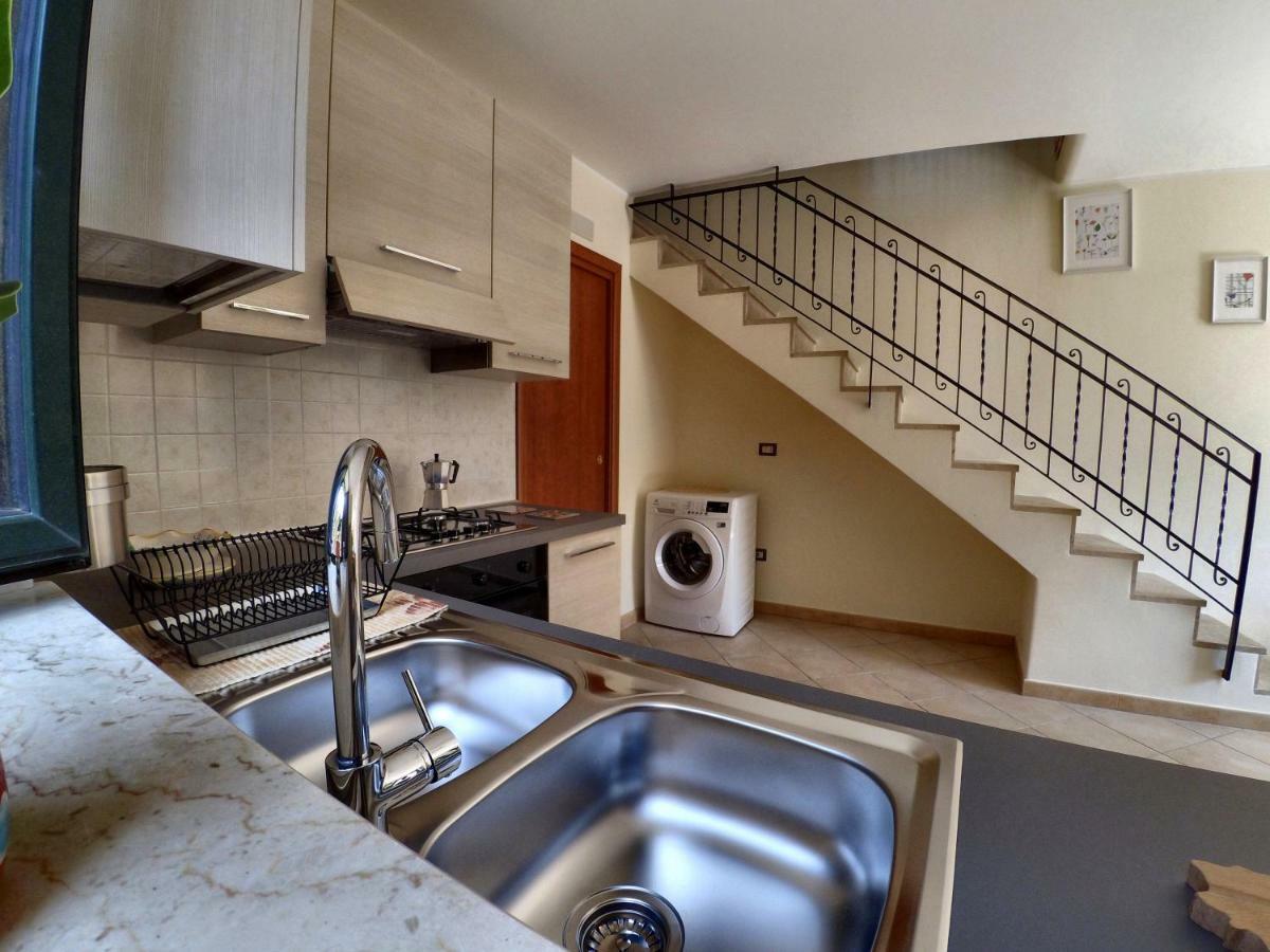 فيلا Casa Colapesce كاستلمولا المظهر الخارجي الصورة