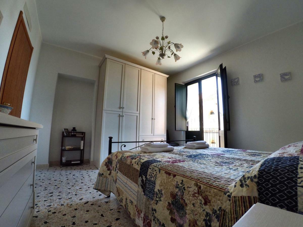 فيلا Casa Colapesce كاستلمولا المظهر الخارجي الصورة