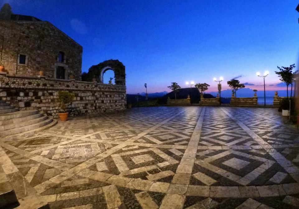 فيلا Casa Colapesce كاستلمولا المظهر الخارجي الصورة