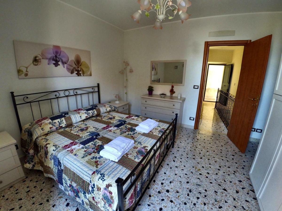 فيلا Casa Colapesce كاستلمولا المظهر الخارجي الصورة